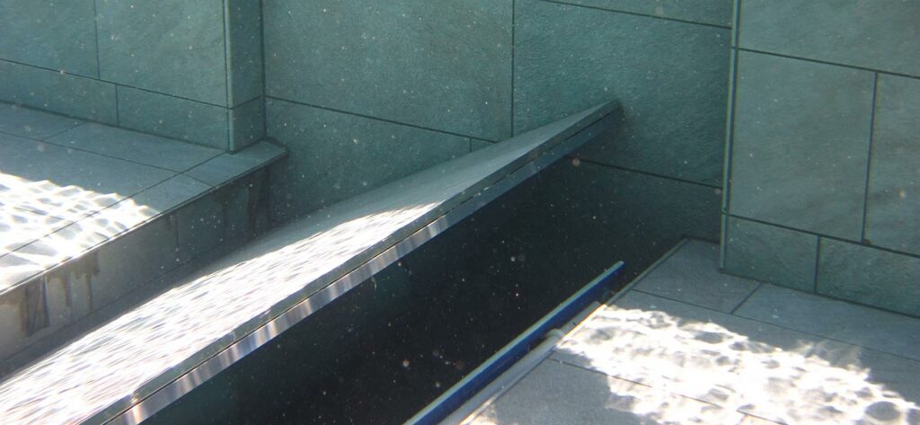 underground_klappe1 Underground con coperchio svg+xml;charset=utf