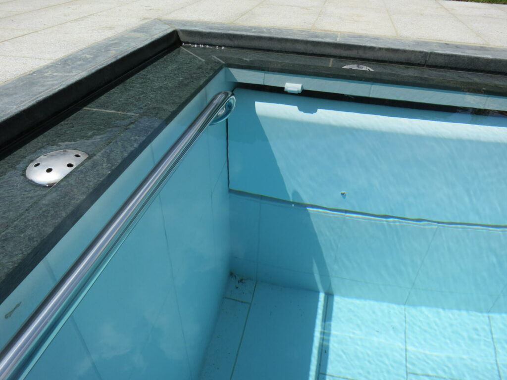 Masl (2) Back Plus svg+xml;charset=utf